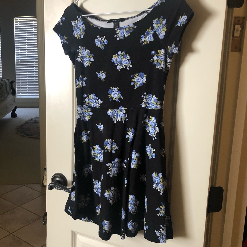 BOGO Blue Floral Skater Dress | Forever 21 | Small